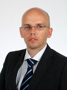 dr n. med. Bartosz Dybowski
